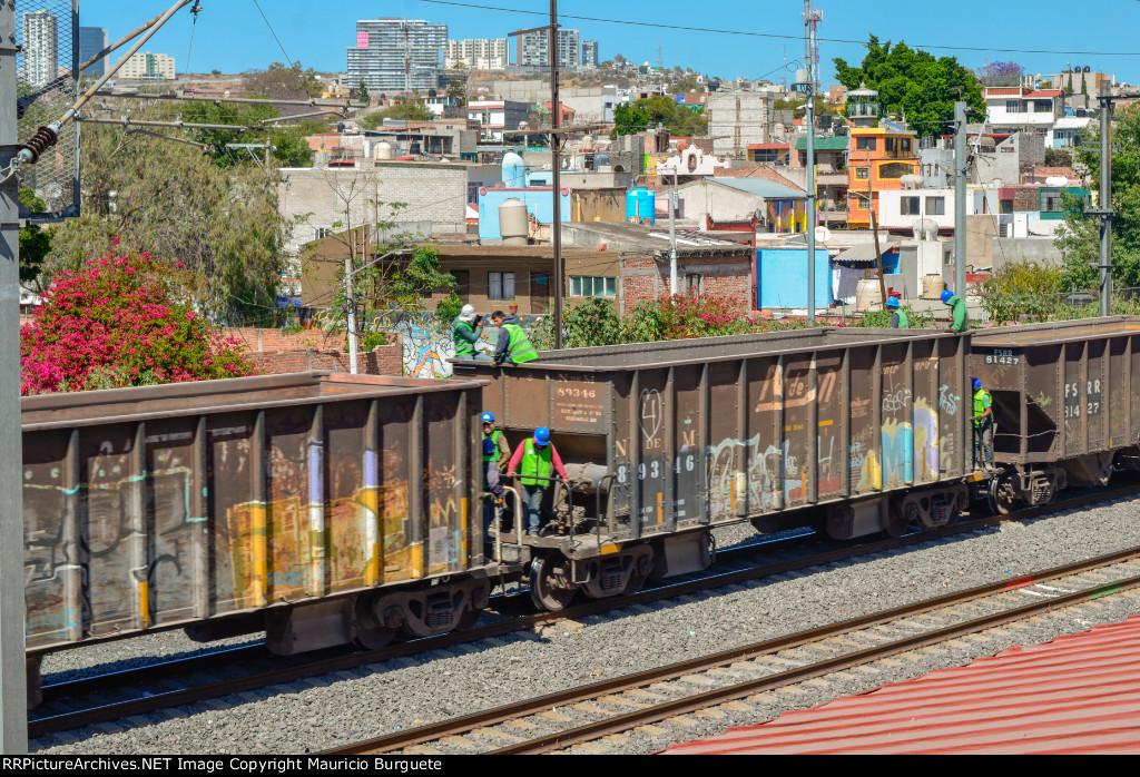 NdeM Ballast Hopper